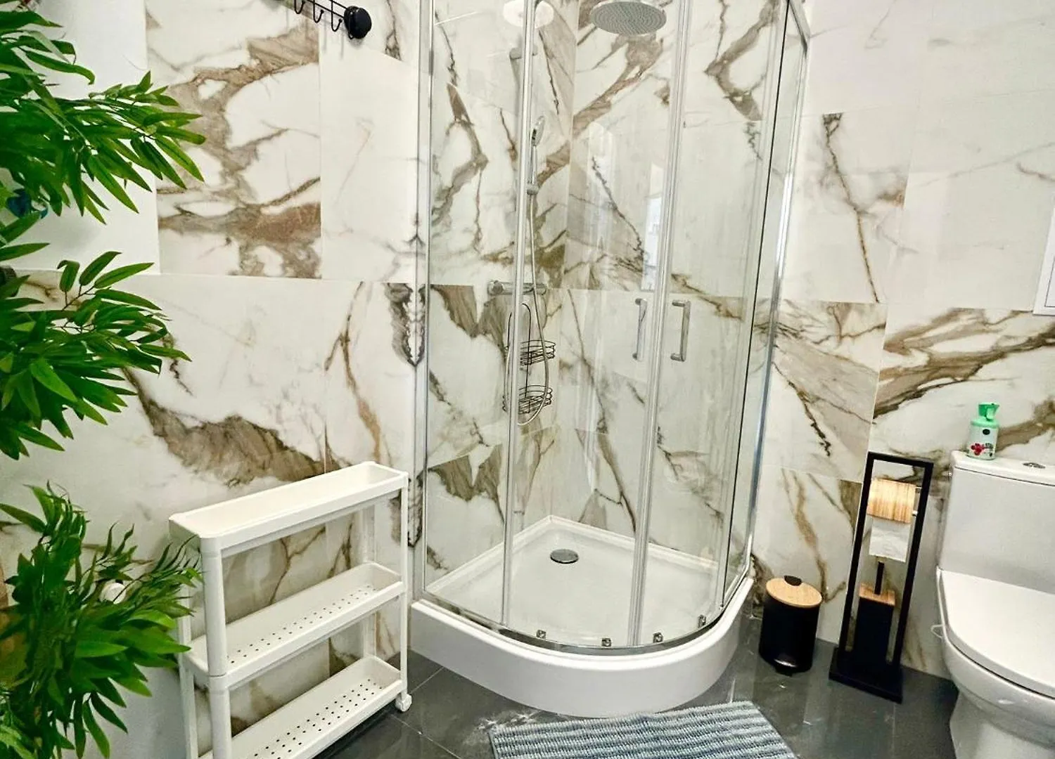 Jungle Studio New Prywatna Lazienka