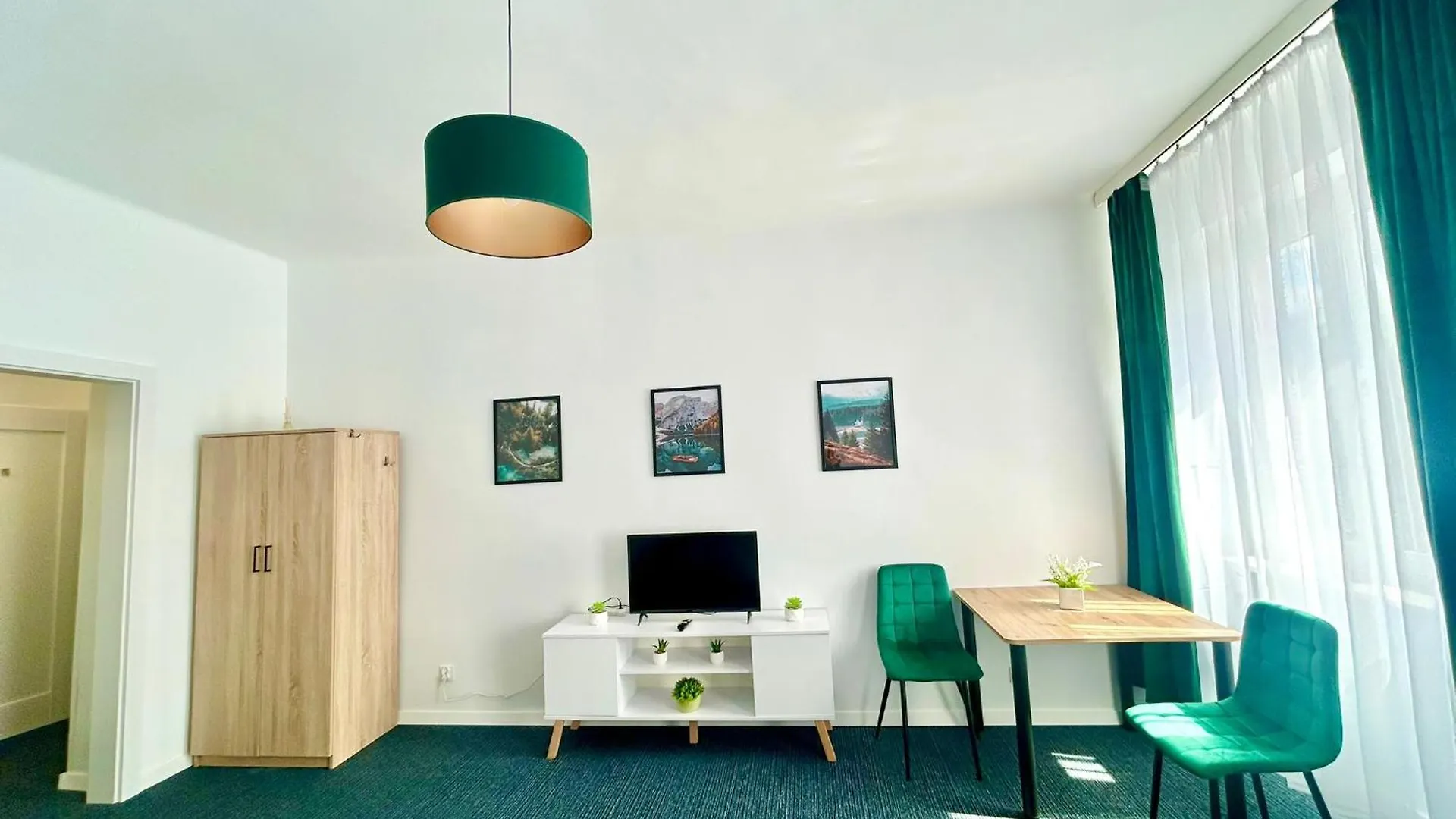 Jungle Studio New Prywatna Lazienka 0*, Gdansk Poland