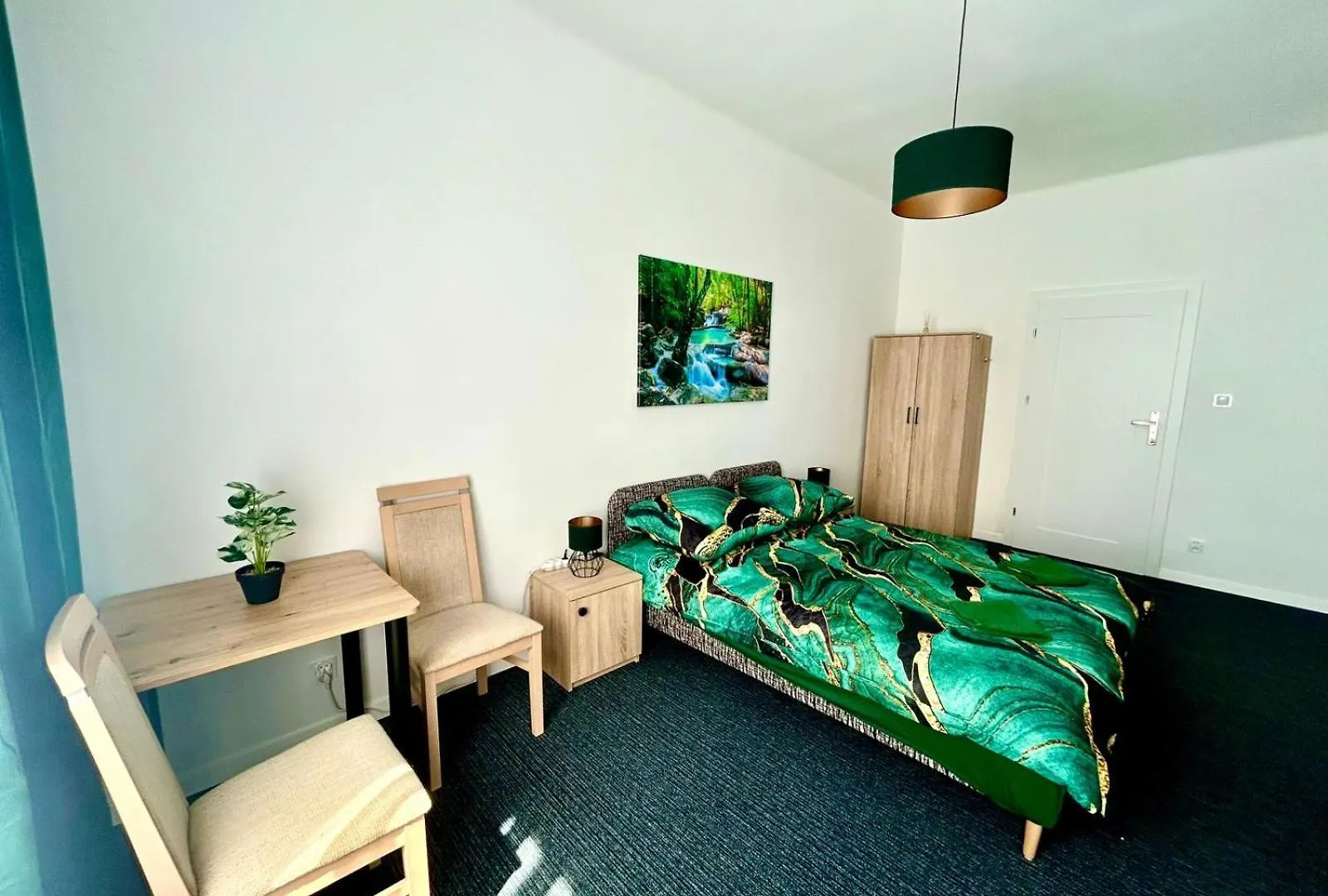 Jungle Studio New Prywatna Lazienka 0*, Gdansk Poland